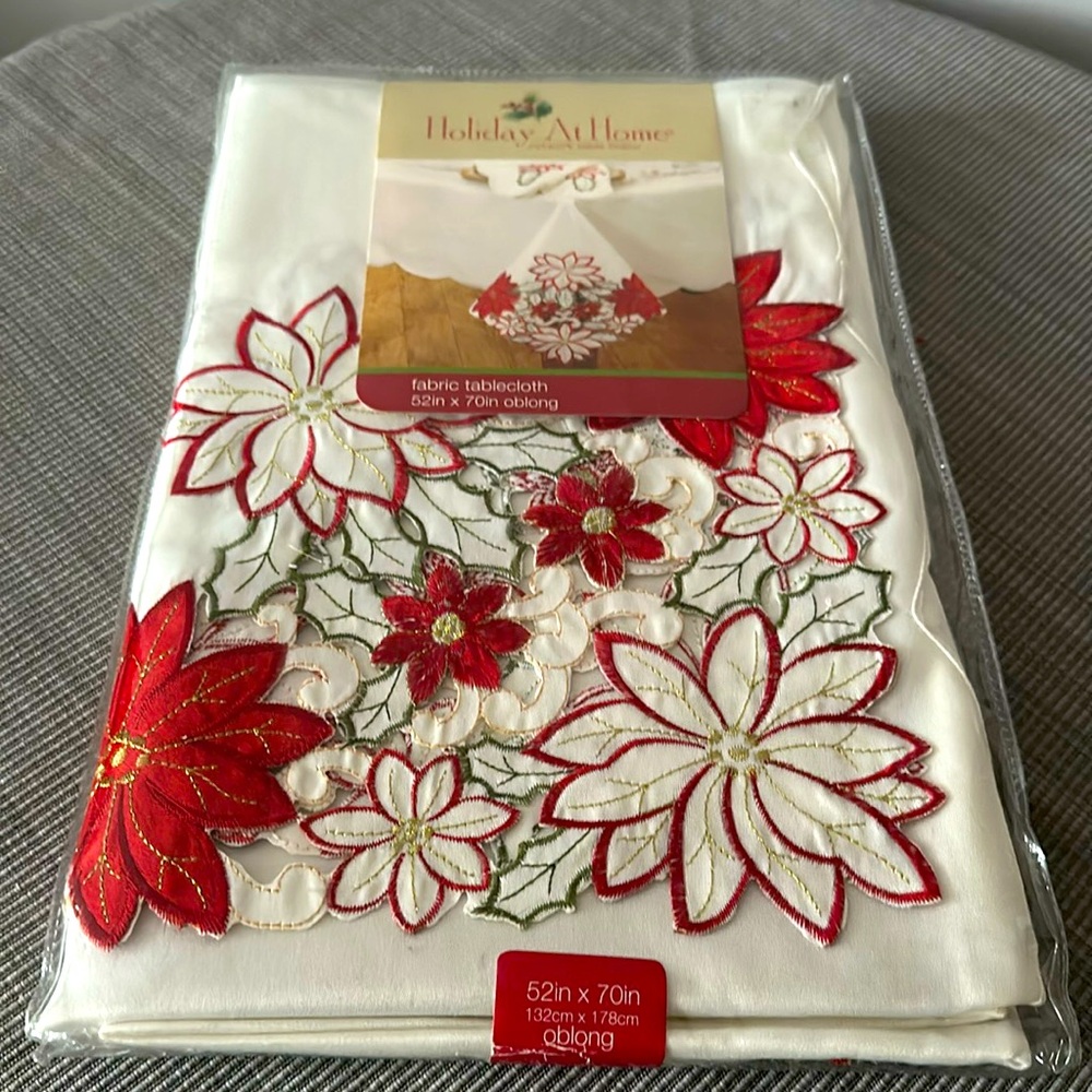Holiday at home poinsettia fabric tablecloth 52” X 70” oblong, white, red, green